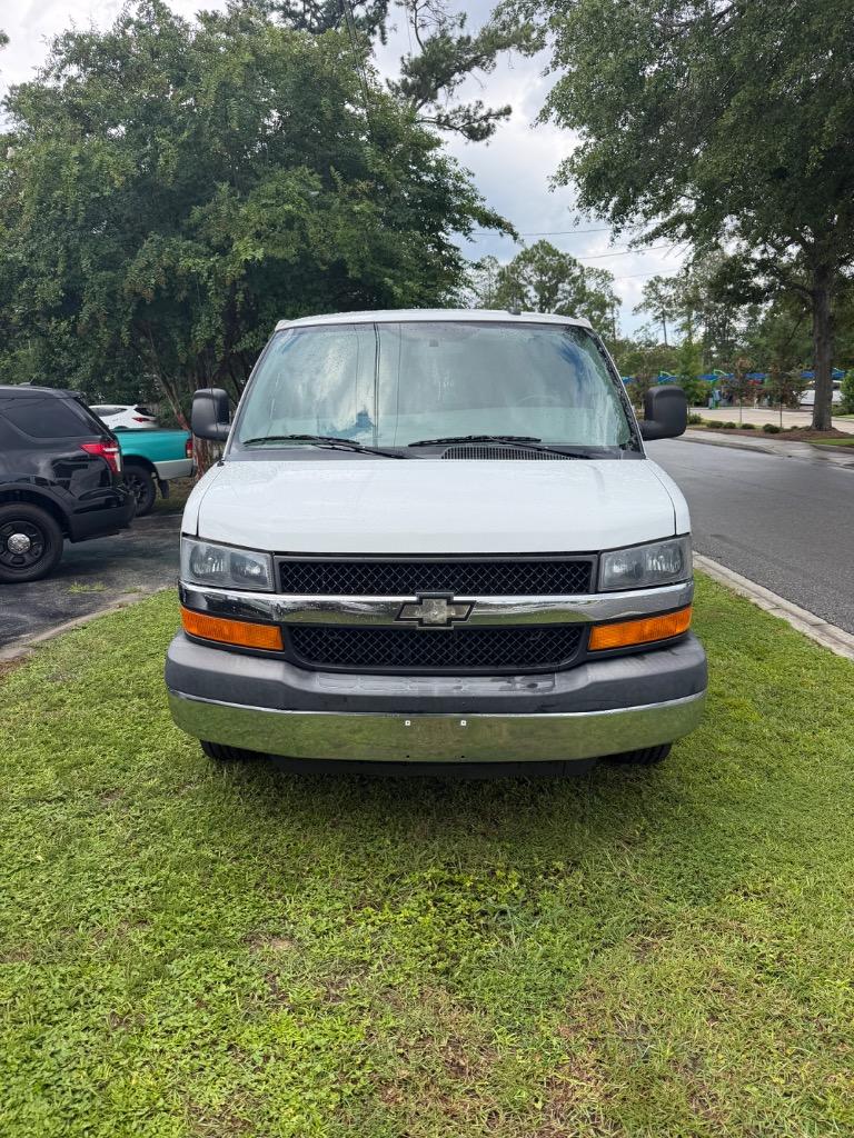 chevrolet express passenger 2016 1GAZGPFG2G1195662 image chevrolet express passenger 2016 1GAZGPFG2G1195662 image